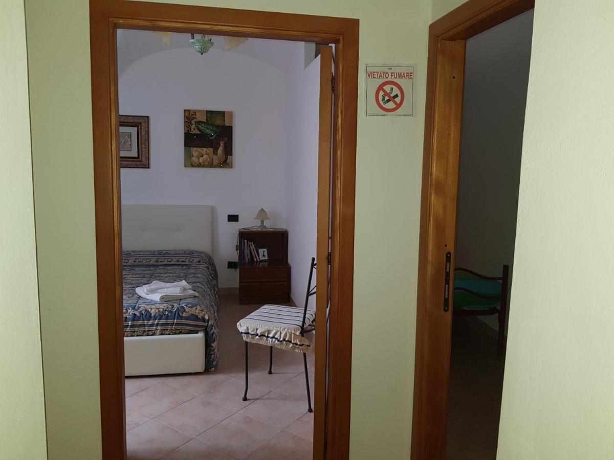 B&B Da Antonella Боза Екстериор снимка